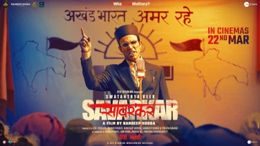Swatantyra Veer Savarkar film trailer button